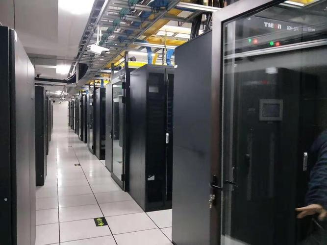 聯(lián)通服務(wù)器的核心職責(zé) 數(shù)據(jù)處理與存儲(chǔ)支持服務(wù)解析